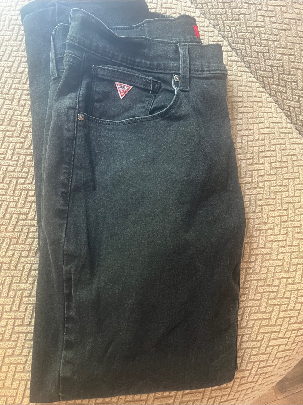 Guess Black Slim Straight Men's Jeans with Signature Red Triangular Logo